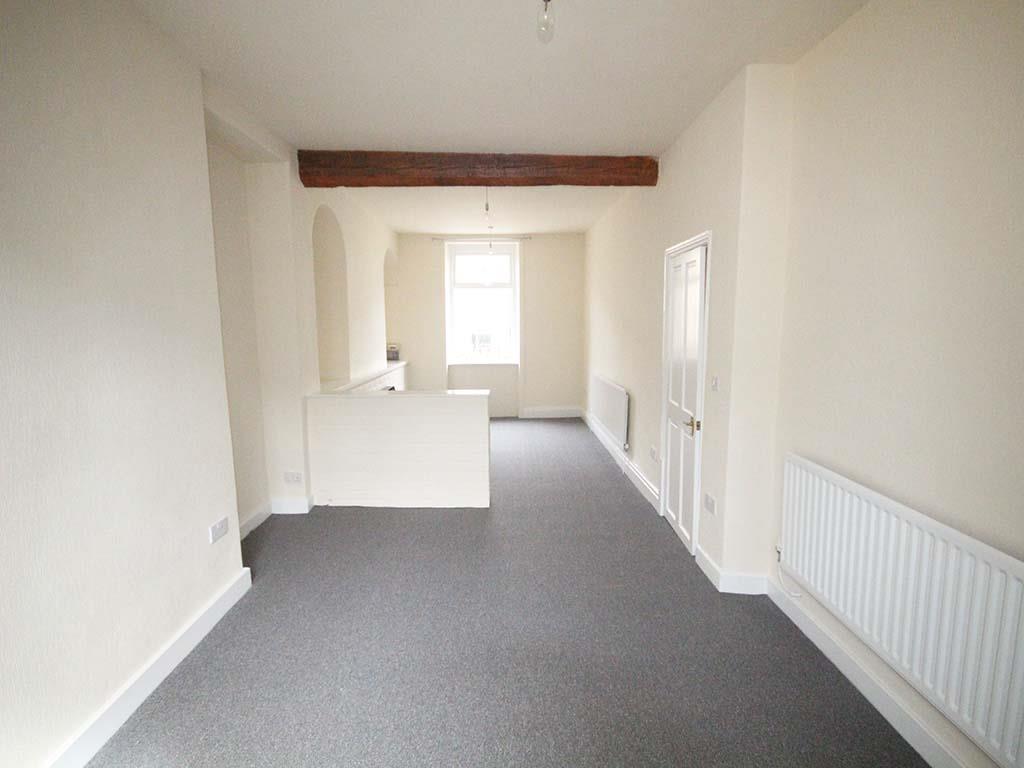 3 bedroom mid terrace house To Let in Barnoldswick - IMG_6891.jpg